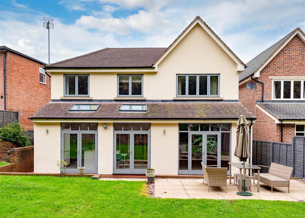 3b Castlecroft Lane-rear2.jpg