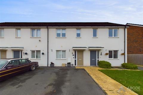 2 bedroom townhouse for sale, Hazel Crescent, Burton-On-Trent DE14