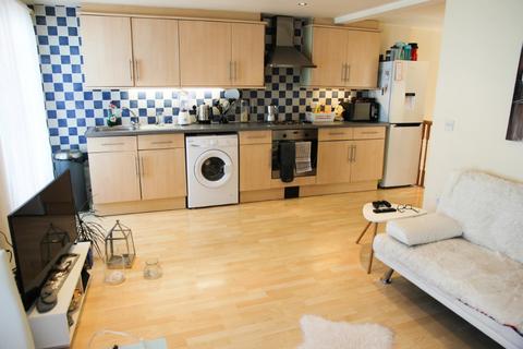 1 bedroom flat to rent, Frances Street, Truro, TR1