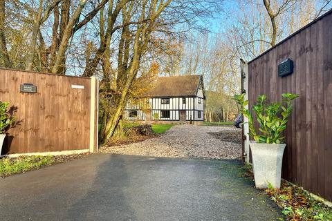 5 bedroom cottage for sale, Potash Lane, Hethel