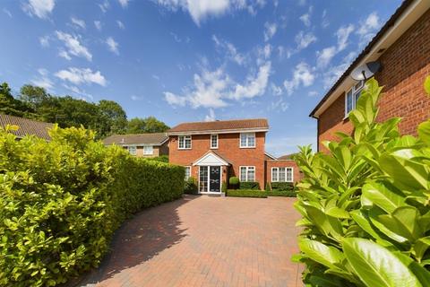 4 bedroom detached house for sale, The Holt, WELWYN GARDEN CITY AL7