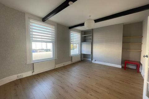 1 bedroom flat for sale, Wellington Street, Gravesend, Kent, DA12