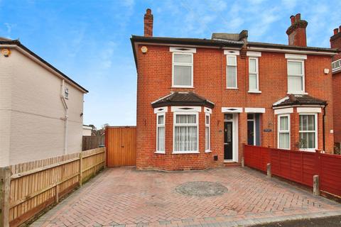 3 bedroom semi-detached house for sale, Loane Road, Southampton