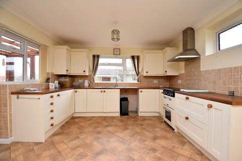 4 bedroom bungalow for sale, Falmouth Close, Kesgrave, Ipswich, Suffolk, IP5