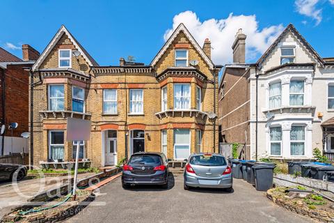 2 bedroom apartment to rent, Morland Road, Addiscombe