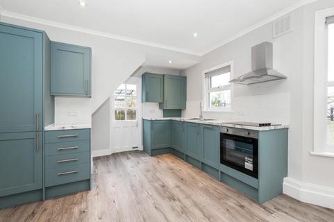 19 Oaksford Avenue, London, SE26 6AR