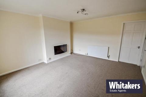 3 bedroom end of terrace house to rent, Douglas Road, Longhill, Hull