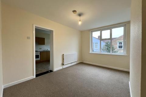 2 bedroom flat to rent, Orchard Road, Southsea