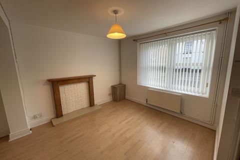 2 bedroom terraced house to rent, Clase Rd, Swansea