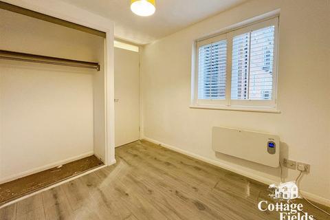 1 bedroom flat to rent, Mandeville Court, Chingford, London