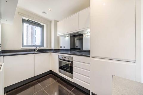 2 bedroom flat for sale, Green Lanes Walk, London N4