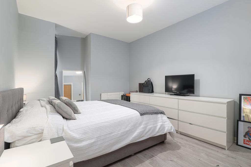 Bedroom2