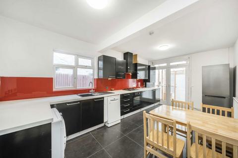 4 bedroom terraced house to rent, Cowdrey Road, Wimbledon