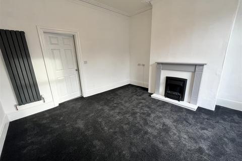 2 bedroom end of terrace house to rent, Frederick Street, Ashton-Under-Lyne OL6