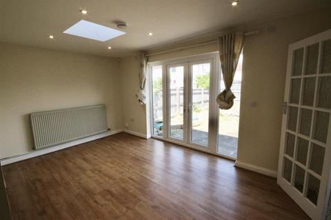 5 bedroom detached house to rent, Westmorland Road, Swindon