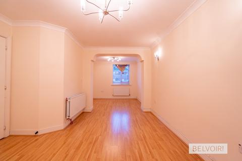 4 bedroom townhouse to rent, Anchor Crescent, Hockley, Birmingham, B18