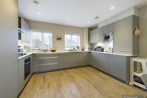 Flat 1, 119 Red Lion Road, Surbiton, KT6 7QR