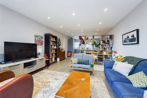 Flat 1, 119 Red Lion Road, Surbiton, KT6 7QR