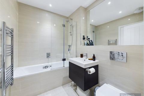 Flat 1, 119 Red Lion Road, Surbiton, KT6 7QR