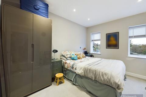Flat 1, 119 Red Lion Road, Surbiton, KT6 7QR