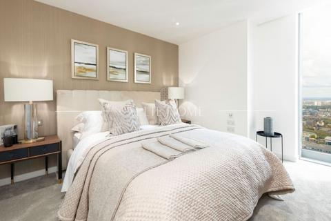 2 bedroom flat for sale, Canary Wharf, London E14