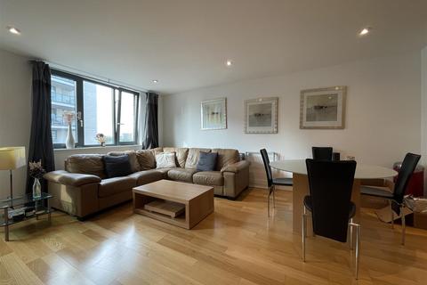 3 bedroom apartment to rent, 21 Sheldon Square