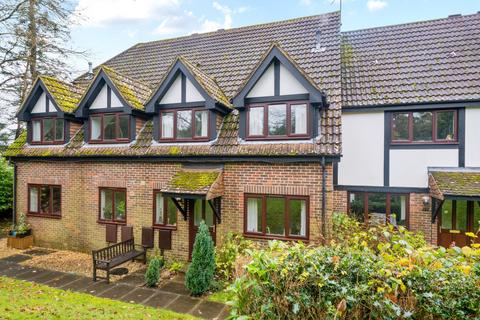 Badger Court, Broad Ha Penny, Farnham, Surrey, GU10