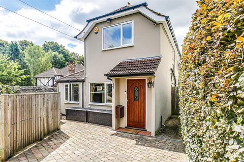 3 bedroom detached house to rent, Crowhurst Lane End, Oxted