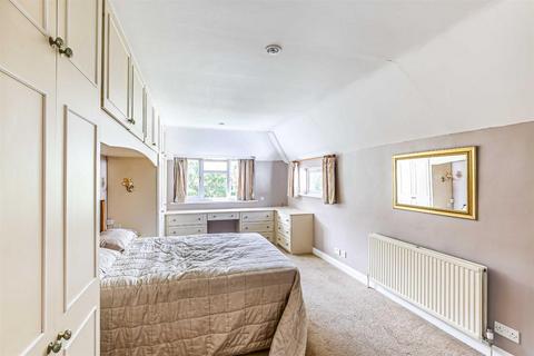 3 bedroom detached house to rent, Crowhurst Lane End, Oxted