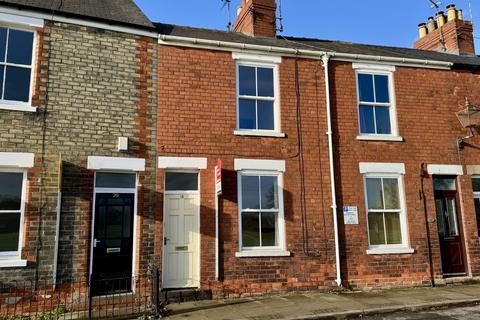 2 bedroom terraced house for sale, Long Lane, Beverley, HU17 0NH