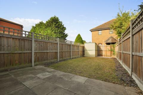 1 bedroom maisonette to rent, Hunting Gate, Colchester, Essex