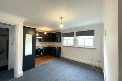 1 bedroom flat to rent, Madeira Place, Brighton