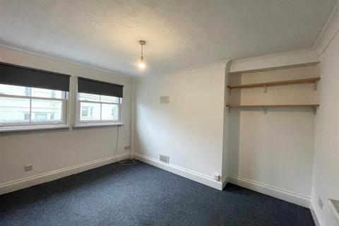 1 bedroom flat to rent, Madeira Place, Brighton