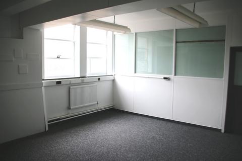 Workshop & retail space to rent, London Road, Baldock, SG7