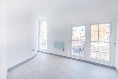 1 bedroom flat to rent, Kingsland High Street, Dalston, London, E8