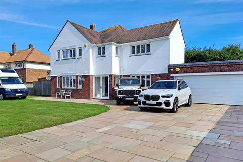 4 bedroom detached house for sale, Peregrine Road, Littlehampton