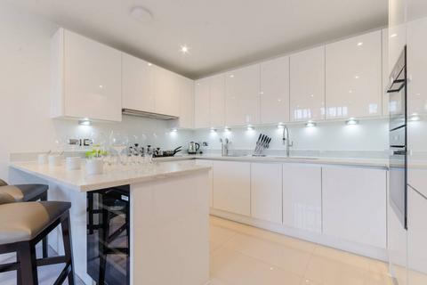 2 bedroom flat to rent, Palace Wharf, Hammersmith, London, W6