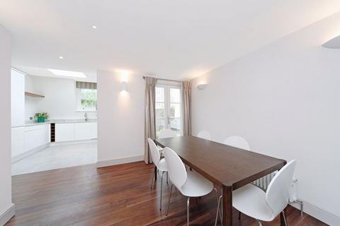 3 bedroom apartment to rent, Sedlescombe Road, SW6