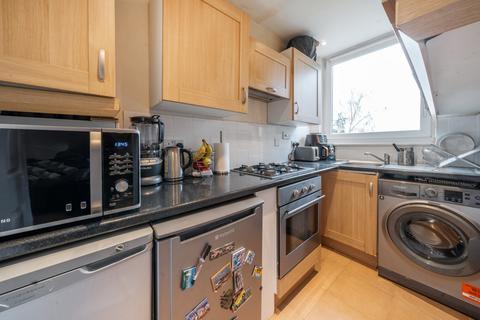 1 bedroom apartment for sale, Patio Close, Clarence Avenue, London