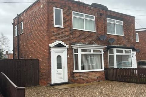 3 bedroom semi-detached house to rent, Colwall Avenue, Hull