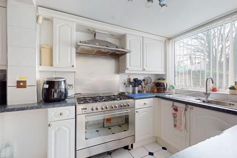 6 Gerald Road, Gravesend, DA12 2HT