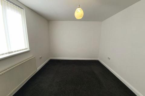 2 bedroom flat to rent, St. Heliers Road, Blackpool, Lancashire