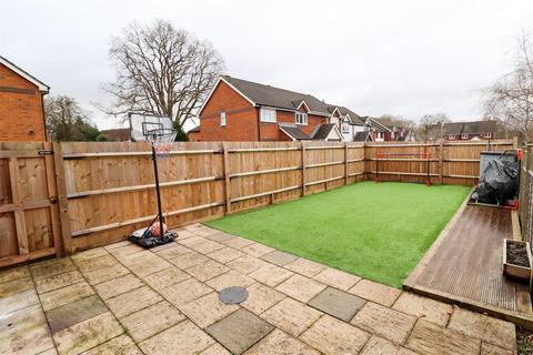 3 bedroom end of terrace house for sale, Nether Vell-Mead, Fleet GU52