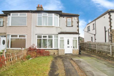 3 bedroom semi-detached house to rent, Ederoyd Avenue, Stanningley, Pudsey