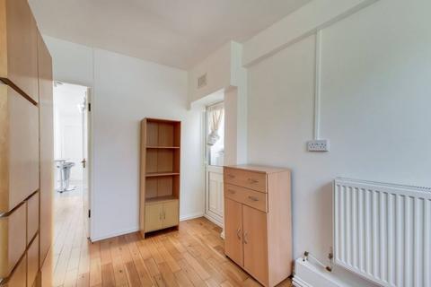 1 bedroom flat to rent, Tithe Farm Avenue, Harrow, HA2