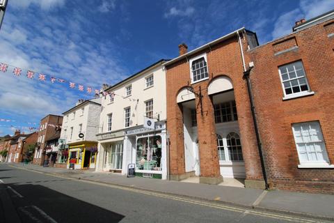 2 bedroom flat to rent, West Street, Farnham GU9