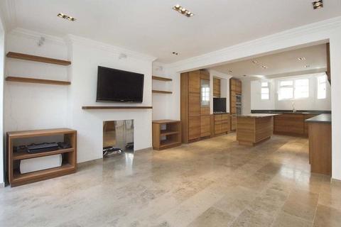 4 bedroom end of terrace house to rent, Hamilton Gardens, St. John's Wood, London