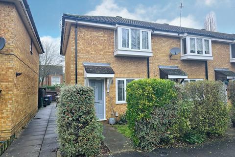 2 bedroom end of terrace house to rent, Wellington Drive, Welwyn Garden City, AL7