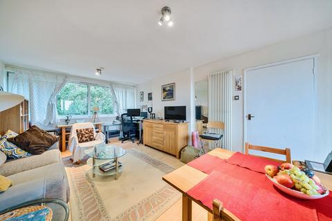 1 bedroom apartment for sale, Coleraine Road, London