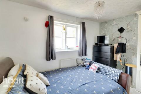 2 bedroom terraced house for sale, Burrow Road, London